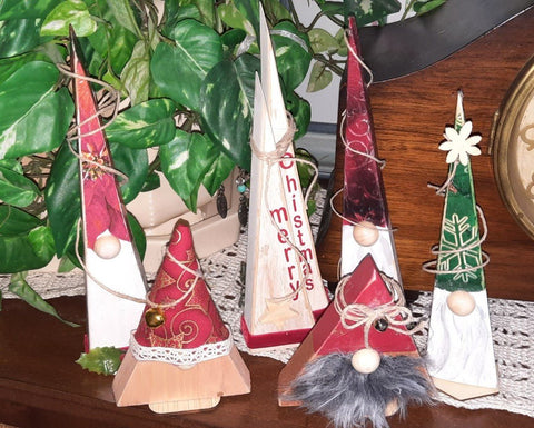 Lynn's Embroidery - Wooden gnome trees mini - 1